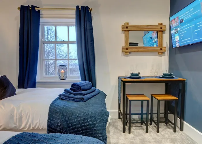 The Old Vicarage - Secure Parking, Fast Wifi, Garden