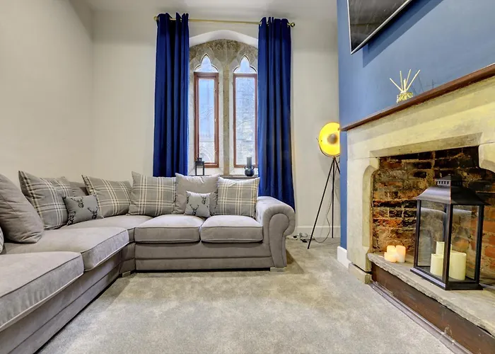 The Old Vicarage - Secure Parking, Fast Wifi, Garden