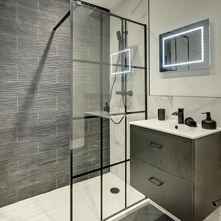 فيلة The Old Vicarage - Secure Parking, Fast Wifi, Garden