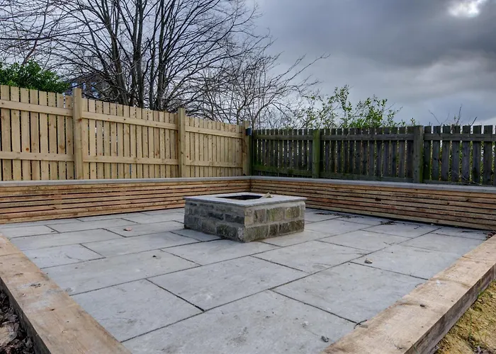 The Old Vicarage - Secure Parking, Fast Wifi, Garden *