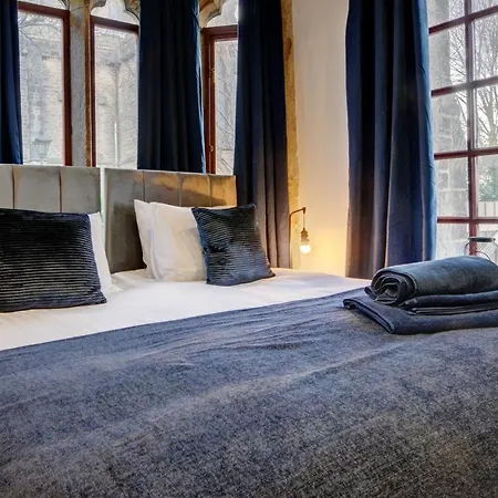 Villa The Old Vicarage - Secure Parking, Fast Wifi, Garden Leeds (West Yorkshire)
