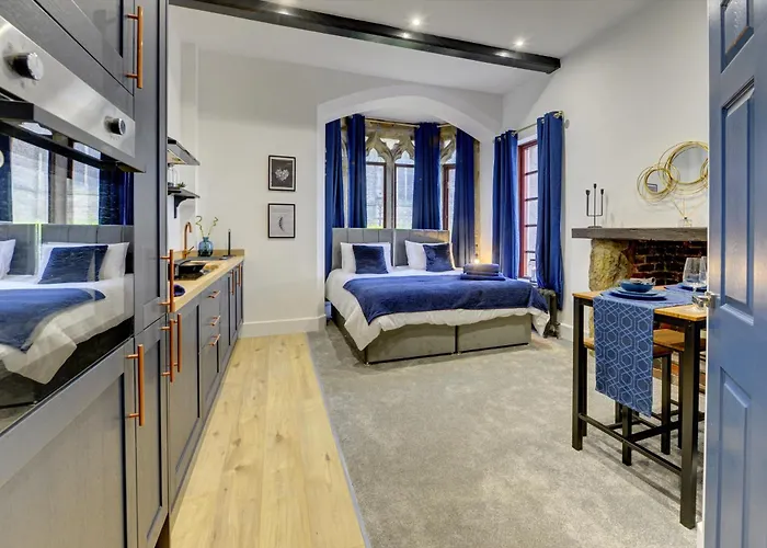 빌라 The Old Vicarage - Secure Parking, Fast Wifi, Garden *